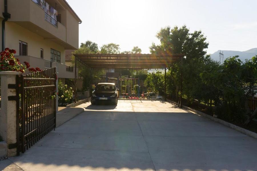 Apartments Ena Trebinje Exterior photo